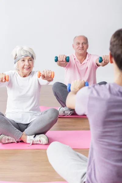 Wellness seniorer träning — Stockfoto