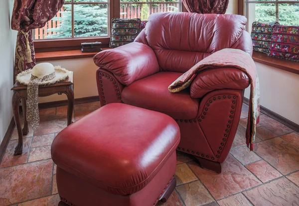 Sillón de cuero rojo — Foto de Stock