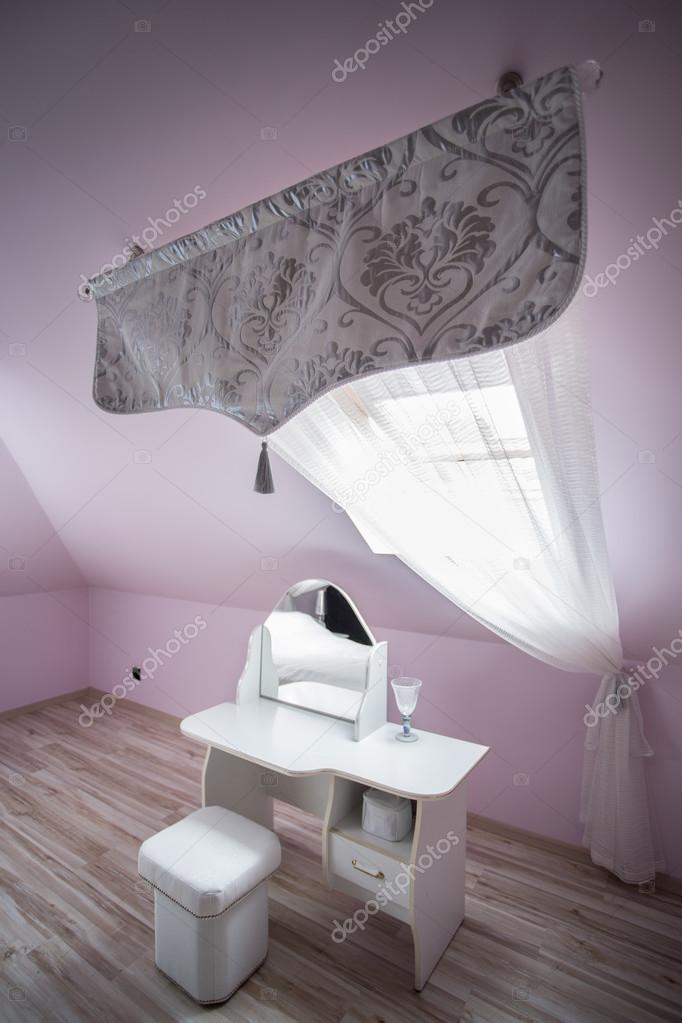 Nagy tetÅtéri ablak függöny — stock fotó © photographee.eu #91951418