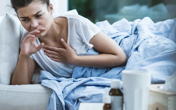 Woman with cough — Stock Photo, Image