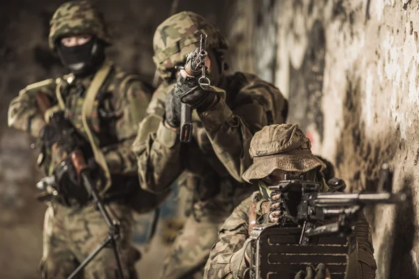 Marines durante maniobra militar — Foto de Stock