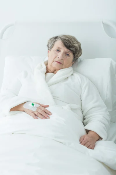 Paciente da enfermaria geriátrica — Fotografia de Stock