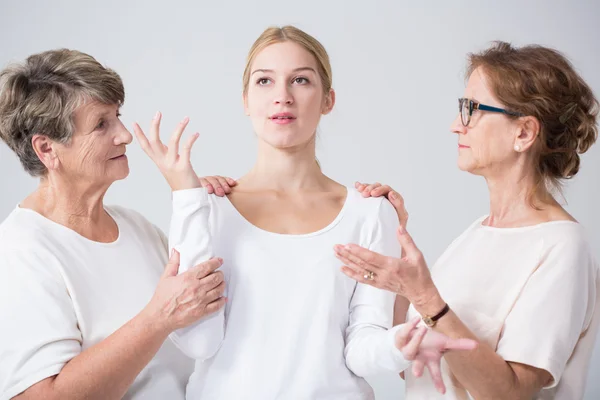 Apoyo y confianza entre mujeres — Foto de Stock