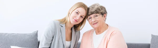 Dame und Mädchen — Stockfoto