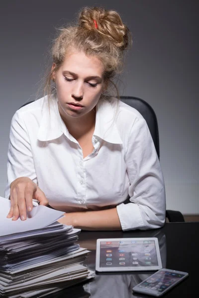 Problem mit der Verwaltung von Papierkram — Stockfoto