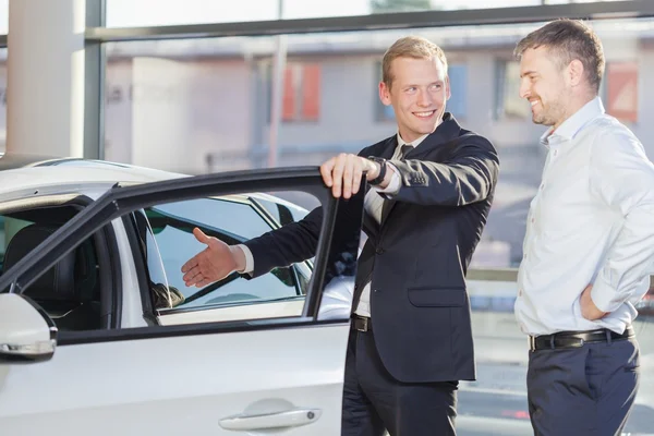 Innenraum des Autos — Stockfoto