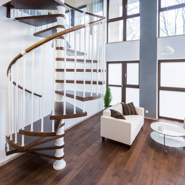 Spiral  stairs in mansion — Stock Photo, Image