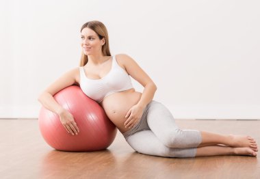 Doğum için hazırlanıyor