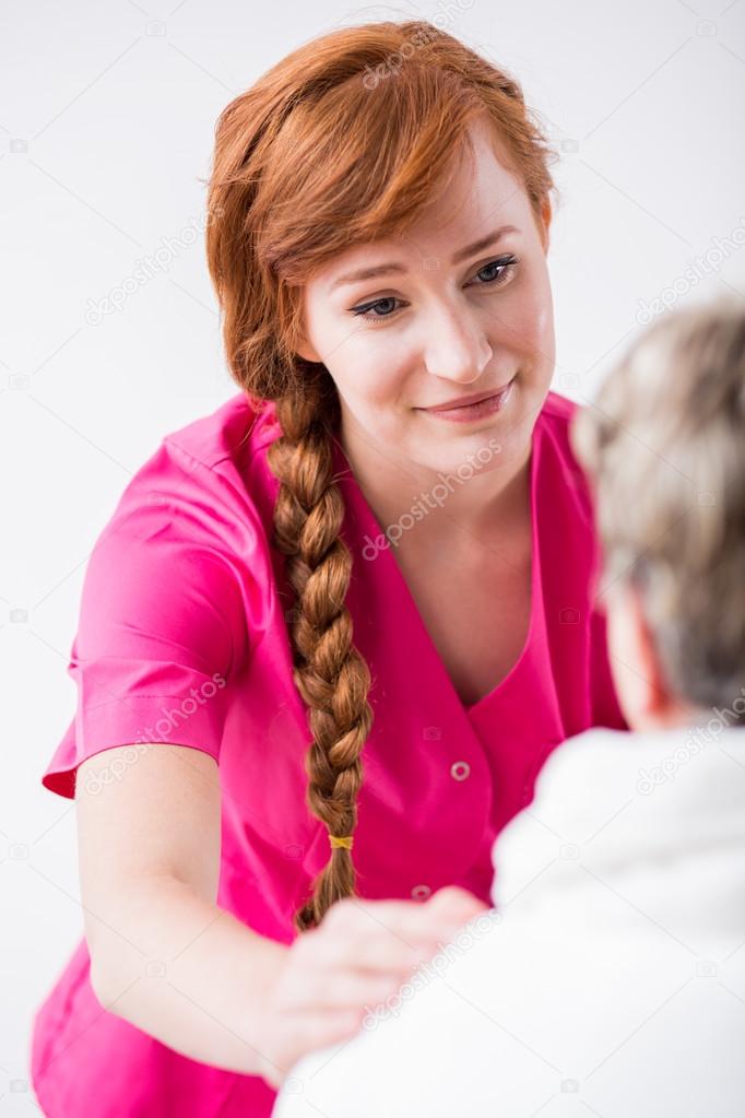 Comforting talk to patient