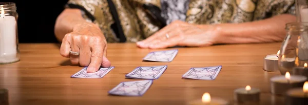 Fortune teller and mystical sorcery — Stock Photo, Image