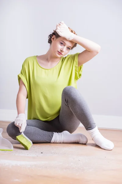 Cansado después de la limpieza — Foto de Stock