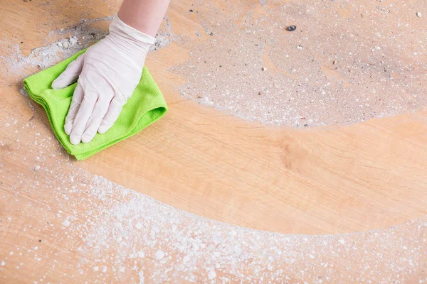 Wiping the dust — Stock Photo, Image