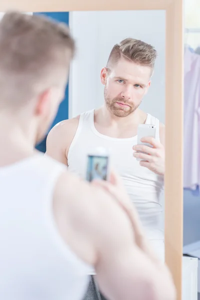 Selfie in the mirror — Stock Photo, Image