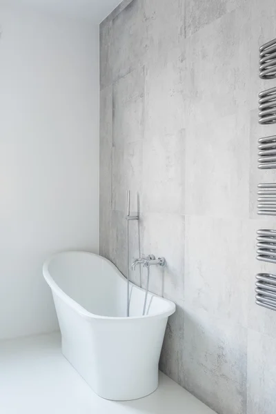 Tasteful and porcelain bathtub — Stock Photo, Image