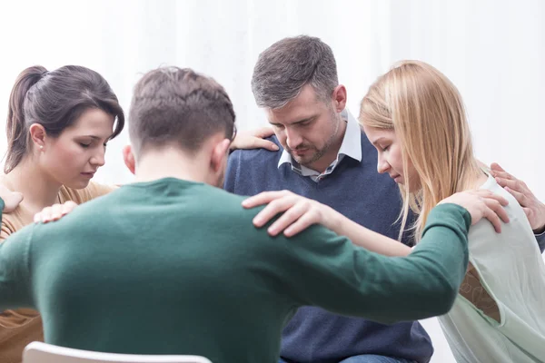 La unidad está ayudando. — Foto de Stock