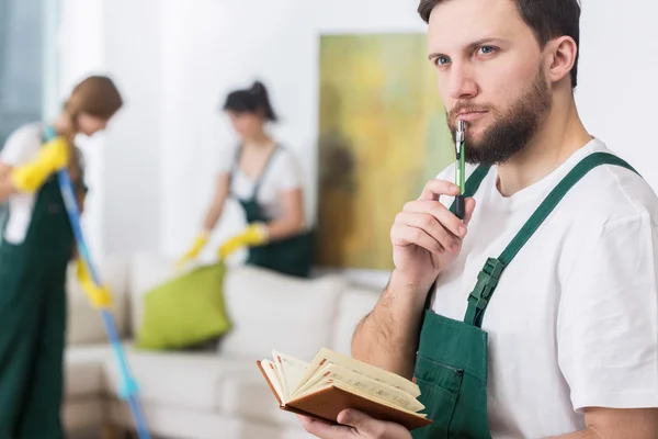 Cleaning business requires good organisation — Stock Photo, Image