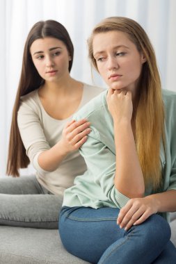 Kıskanç kızgın genç 