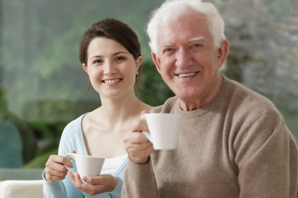 Grand-père et petite-fille — Photo