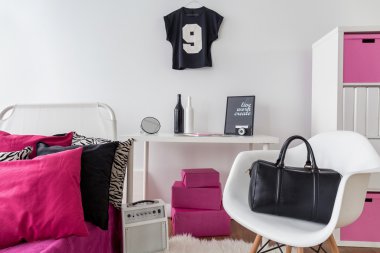 Olağanüstü kız Oda