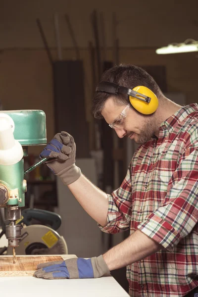 Woodworking está em sua natureza — Fotografia de Stock