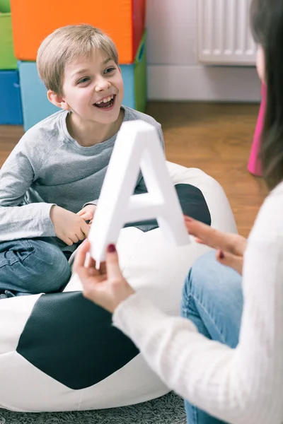 Learning can make child smile — Stock Photo, Image