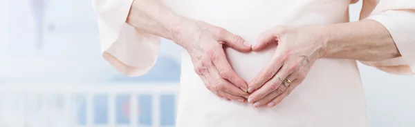 Embarazada esperando su nacimiento — Foto de Stock