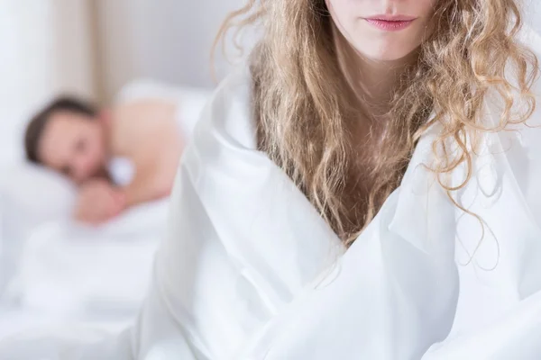 Couple having problems in bed — Stock Photo, Image