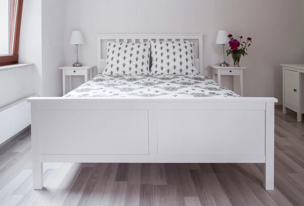 Dormitorio en blanco — Foto de Stock