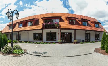 Dışarıdan çağdaş guesthouse