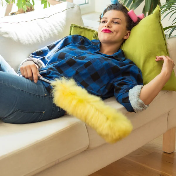 Resting during cleaning — Stock Photo, Image