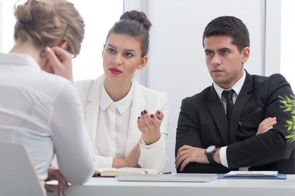 Работник, совершивший мошенничество
