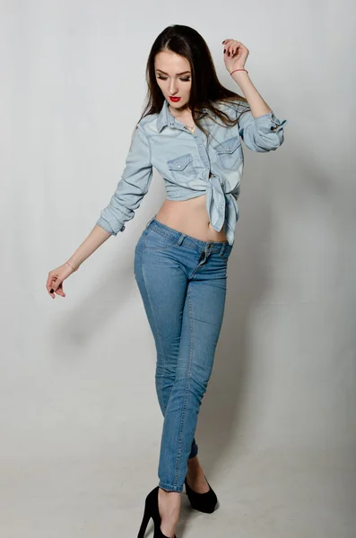 Chica en denim — Foto de Stock