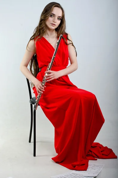 Дівчина з флейтою — стокове фото