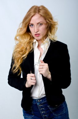 bir ceket, bir kız portresi