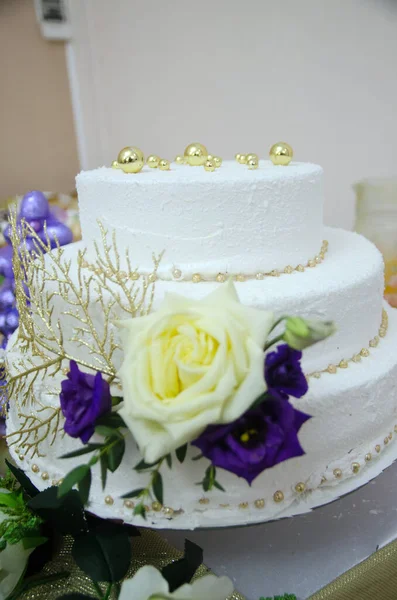 Festive Decoration Wedding Cake — Stock Photo, Image