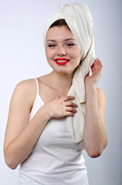 女孩和毛巾 — 图库照片