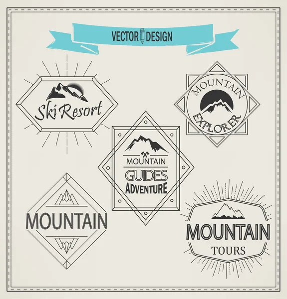 Logótipos e emblemas de montanha — Vetor de Stock