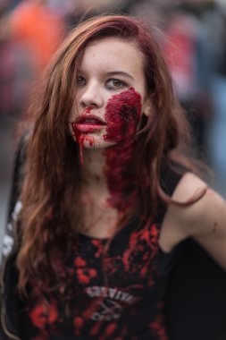 yürüyen ölüler zombie günü