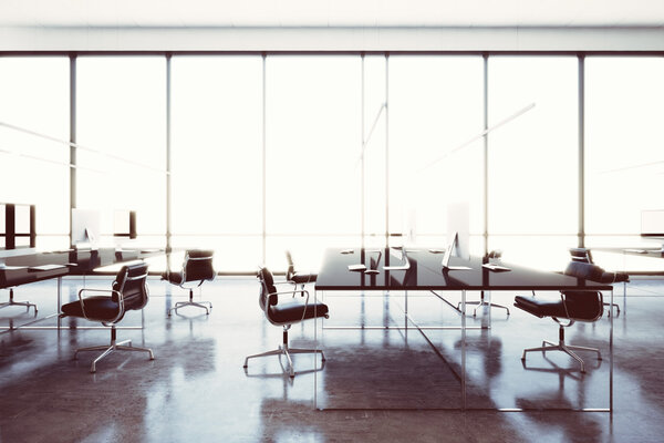 Изображение современного рабочего пространства чердак с панорамными окнами. Общий дизайн компьютеров и генеральной белой мебели в современных конференц-залах. Горизонтально. 3d-рендеринг
