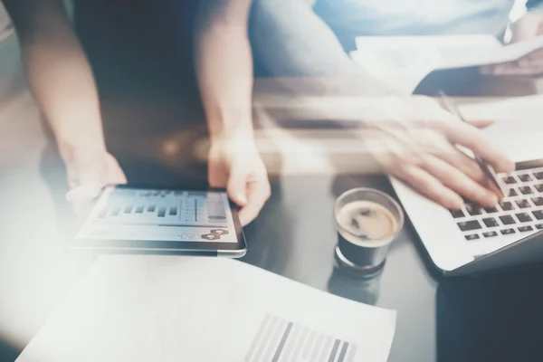 Finance investment work process.Picture woman showing business report modern tablet,diagram screen.Banker man holding pen for signs document,discussion startup idea.Horizontal.Film and bokeh effect — Stock Photo, Image