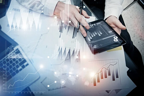 Цифровой трансформации финансовых рынков. Основные элементы цифровой экономики. Цифровая трансформация. Цифровой трансформации финансовых рынков. Russoft leadership forum.