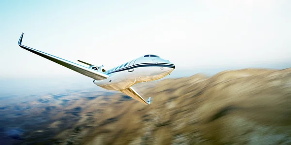 Zdjęcie białego nowoczesnego i luksusowego ogólnego projektu prywatnego odrzutowca latającego w błękitnym niebie na ziemi. Niezamieszkałe pustynia góry tle. Zdjęcie podróży służbowych. Poziomo, ruch niewyraźne efekt. renderowanie 3D — Zdjęcie stockowe