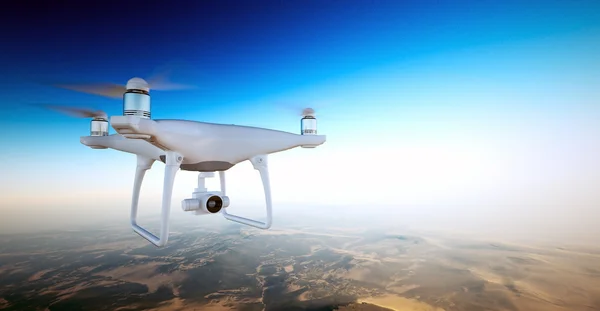 Photo fehér matt általános design Air drone a cselekvés kamera Flying Sky alatt Föld felszínén. lakatlan sivatagi hegyek naplemente háttér. vízszintes, elülső oldalszög nézet. Film Effect. 3D renderelés. — Stock Fotó