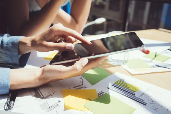 Woman Touching Display Digital Tablet Hand.Reflections Screen.Brand Manager Researching Process.Young Business Crew Working New Startup Studio.Analyze market stock,graphics table.Blurred.Horizontal — Stock Photo, Image