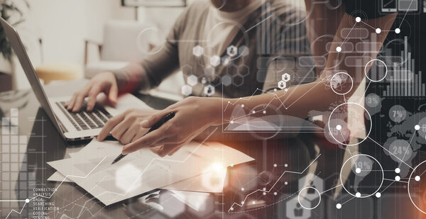 Современные менеджеры по работе с клиентами разрабатывают новые бизнес-процессы, повышают качество презентаций.
