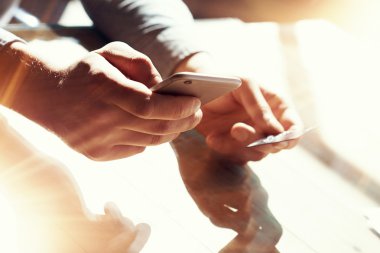 adam tutarak kredi kartı