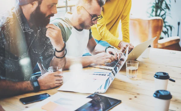 Teamwork-Brainstorming für Unternehmen — Stockfoto