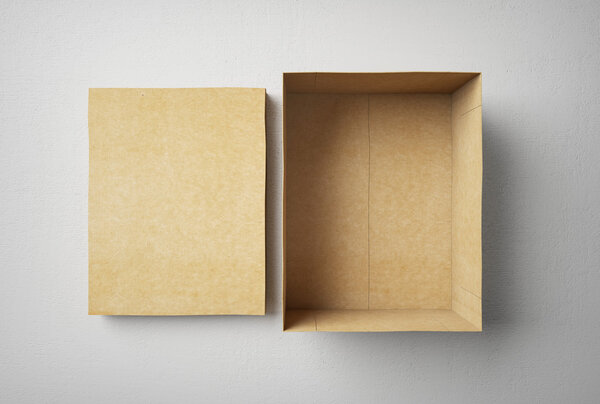 Empty box isolated, with cap