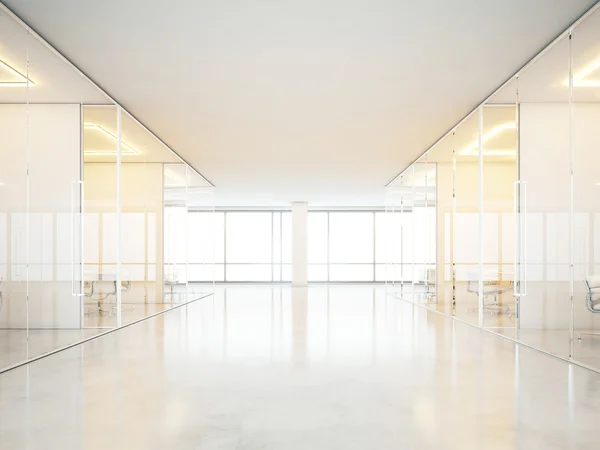 Büroeinrichtung mit weißen Möbeln — Stockfoto