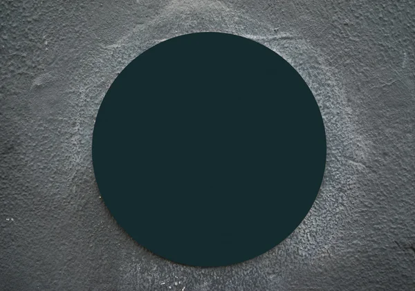 Cercle sur le mur de béton gris — Photo